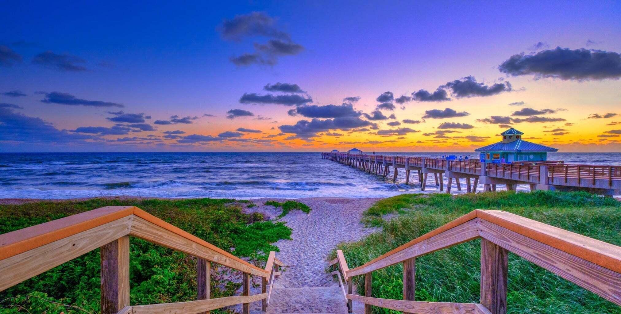 4030 Parkside Drive Jupiter, FL 33458 - Photo 24 of 26 a view of a backyard