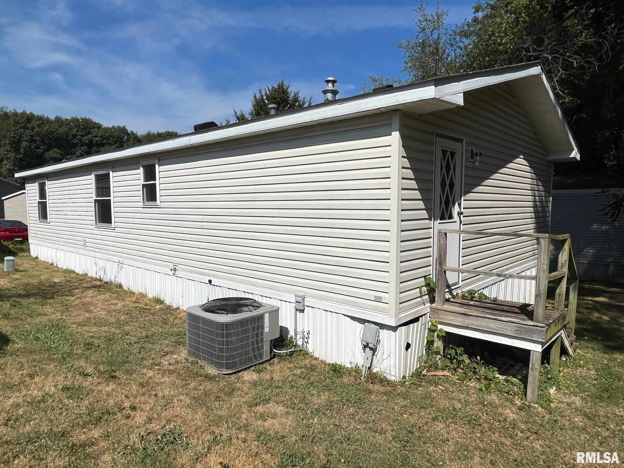 1515 North Lincoln Avenue, Unit 39 Springfield, IL 62702 - Photo 13 of 15