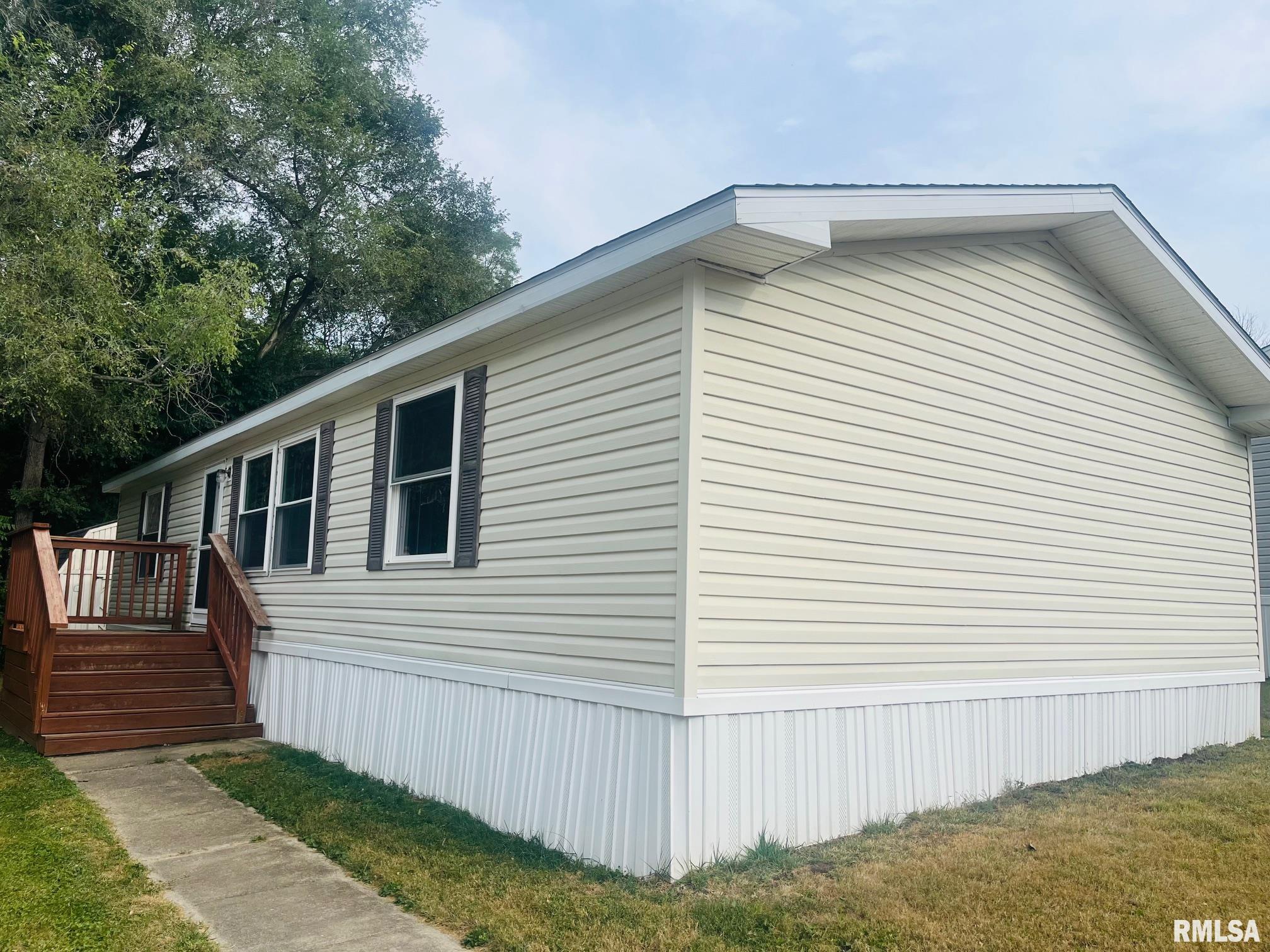 1515 North Lincoln Avenue, Unit 39 Springfield, IL 62702 - Photo 3 of 15