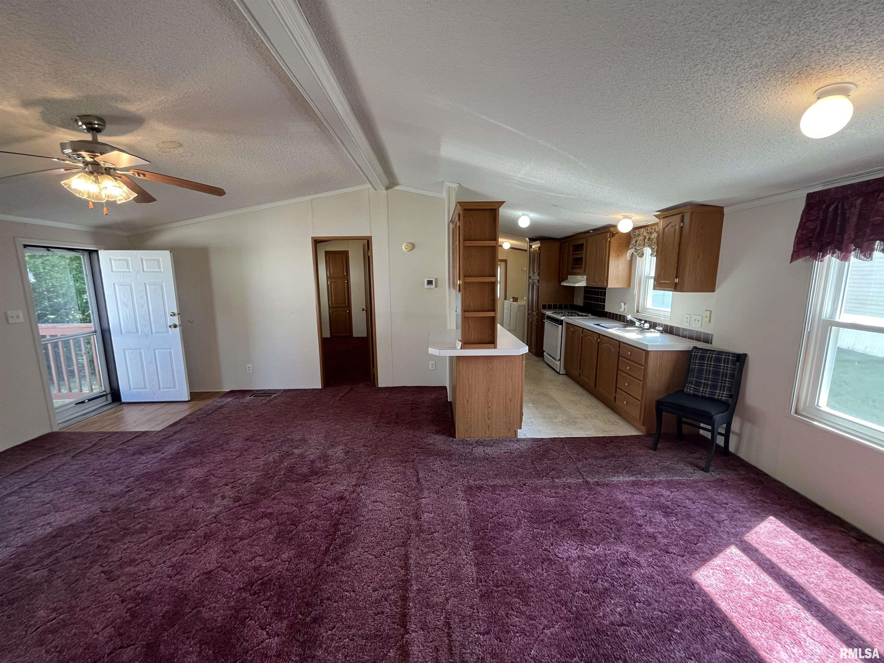 1515 North Lincoln Avenue, Unit 39 Springfield, IL 62702 - Photo 5 of 15