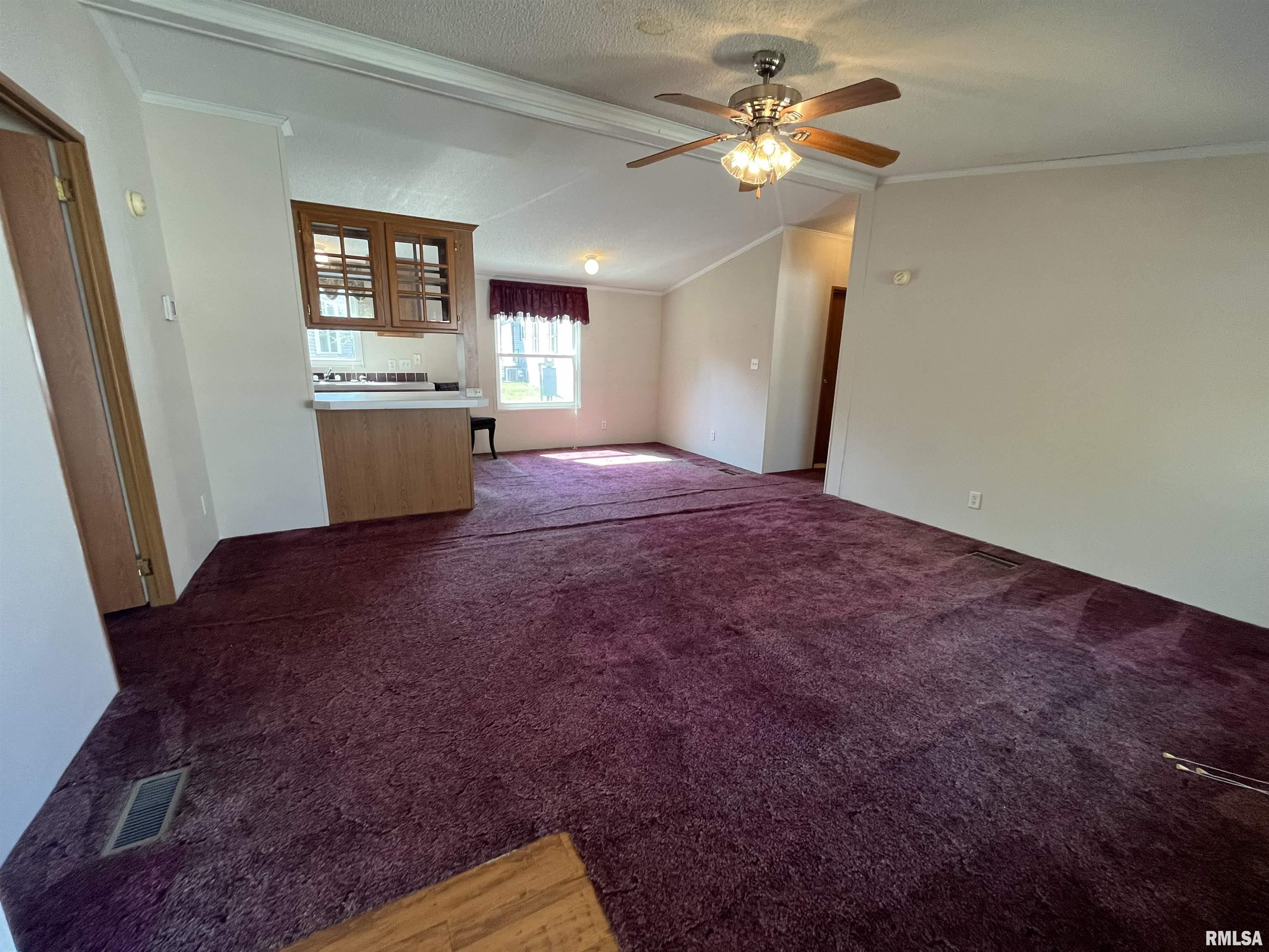1515 North Lincoln Avenue, Unit 39 Springfield, IL 62702 - Photo 8 of 15