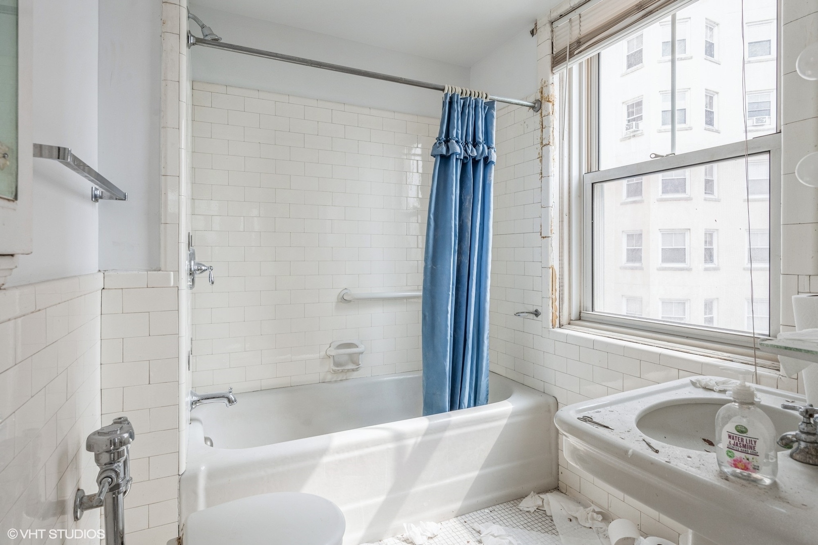 5555 North Sheridan Road, Unit 1206 Chicago, IL 60640 - Photo 12 of 15