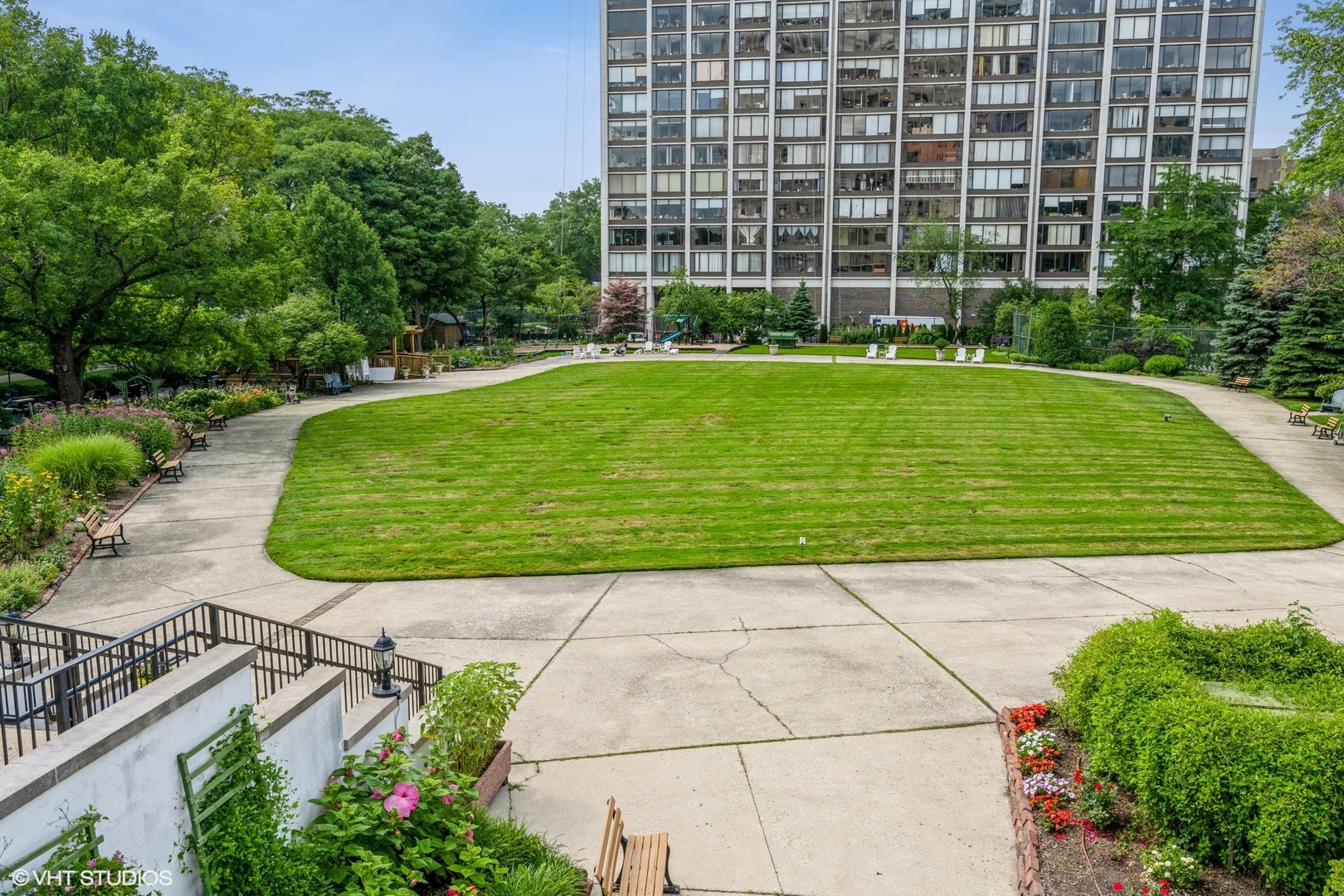 5555 North Sheridan Road, Unit 1206 Chicago, IL 60640 - Photo 5 of 15