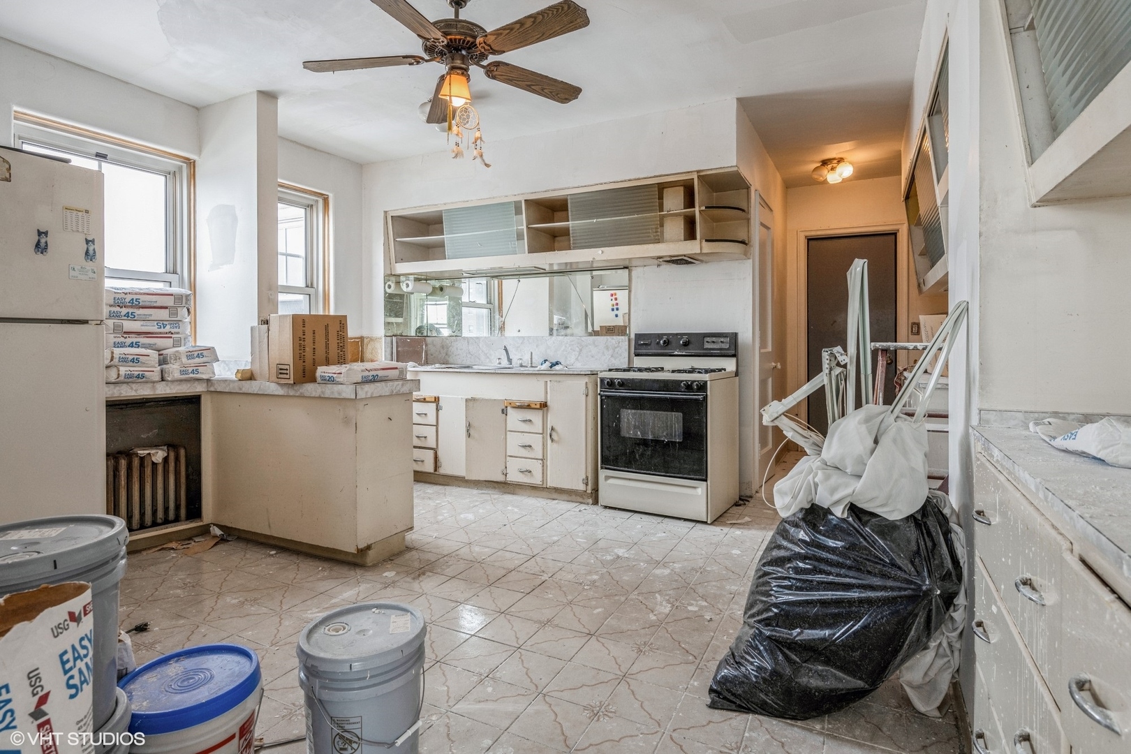 5555 North Sheridan Road, Unit 1206 Chicago, IL 60640 - Photo 7 of 15
