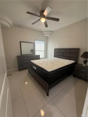 $1,500 | 204 West Rutherford Avenue, Unit 4, Edinburg, TX 78541