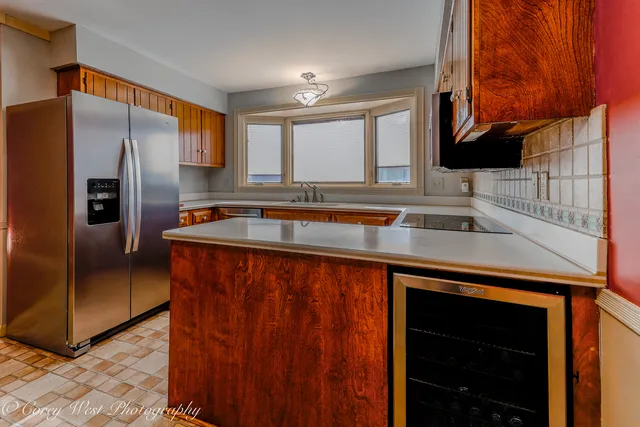 $289,000 | 115 South Van Nortwick Avenue, Batavia, IL 60510