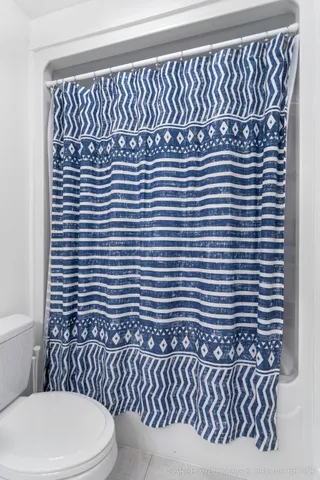 $950,000 | 2009 West Lakewood Boulevard, Holland, MI 49424