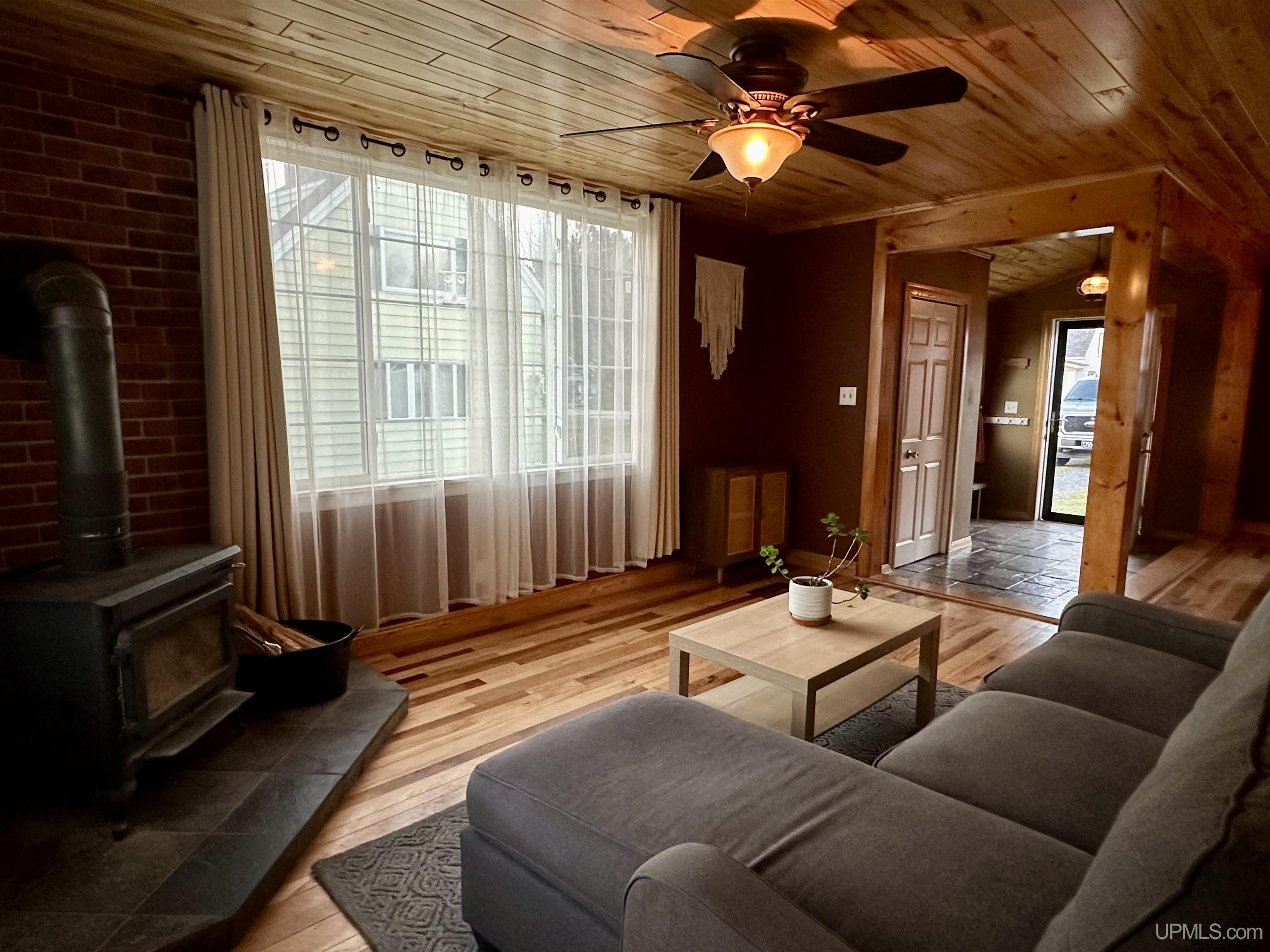 5281 Sunset Road Ironwood, MI 49938 - Photo 4 of 51