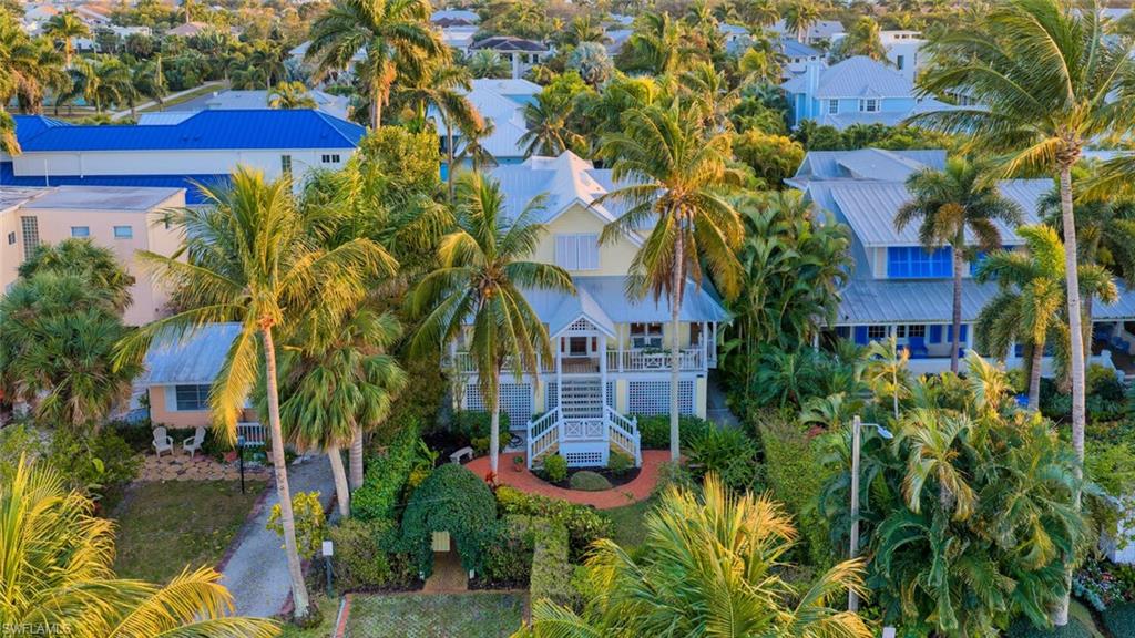 756 8th Avenue South Naples, FL 34102 - Photo 2 of 28