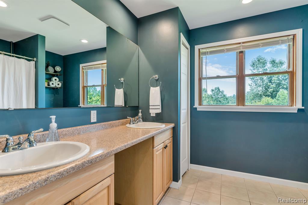 14278 McCaslin Lake Road Linden, MI 48451 - Photo 25 of 48 Gallery Image 25