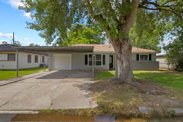 $149,900 | 4816 Westmore Avenue, Orange, TX 77630