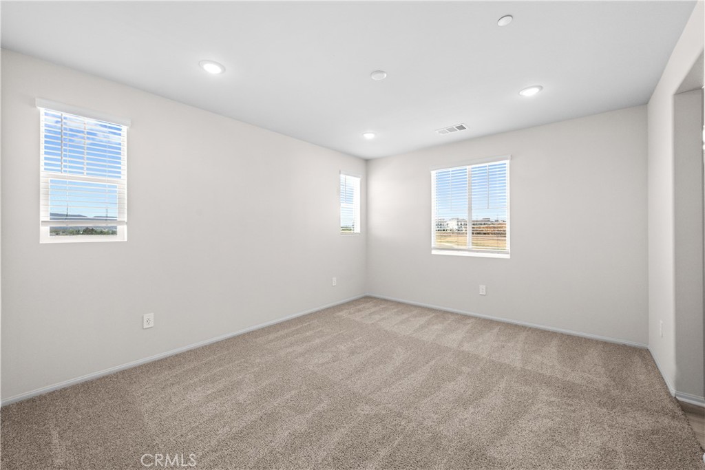 28577 Via Roble Temecula, CA 92591 - Photo 27 of 54
