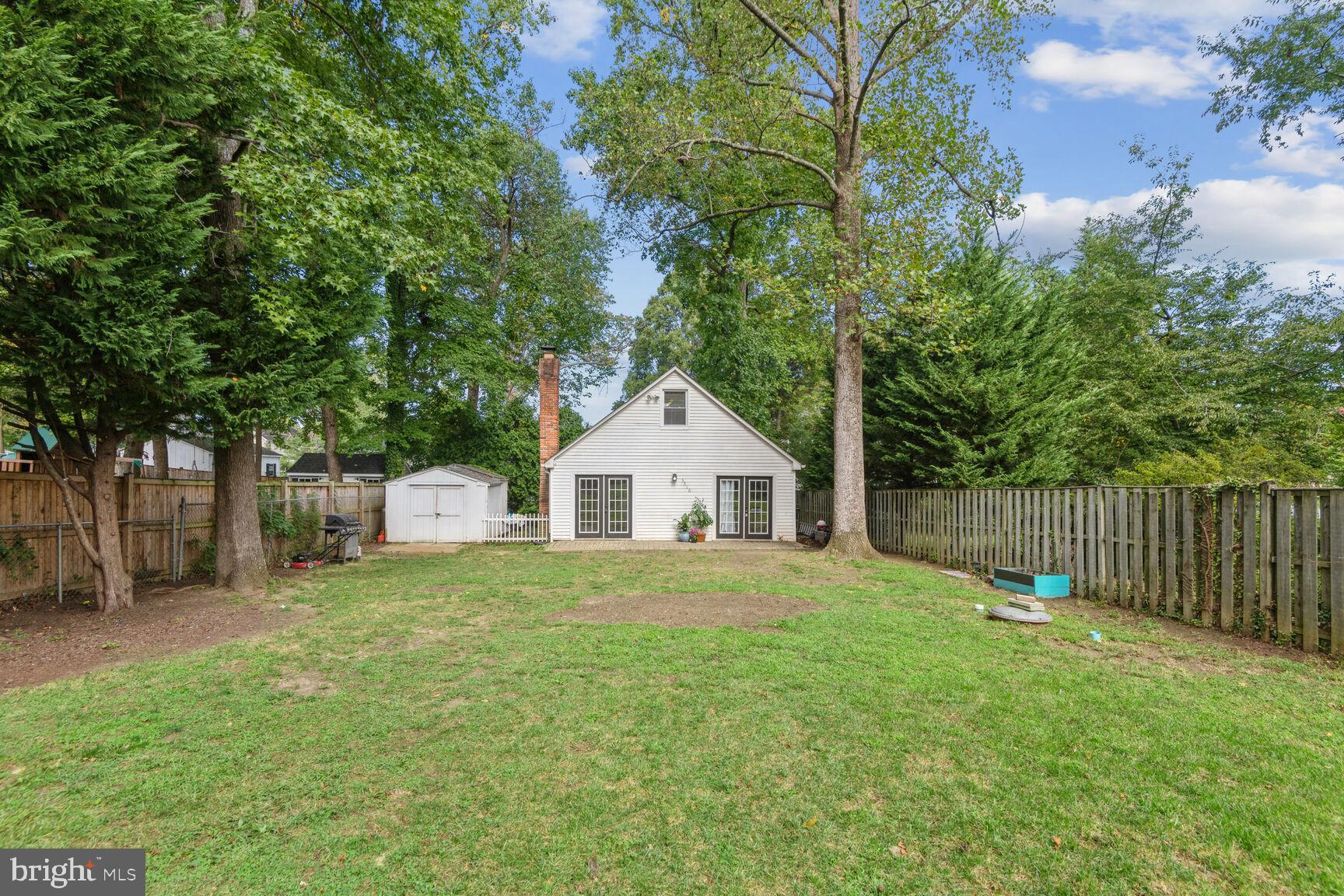 3516 Oak Drive Edgewater, MD 21037 - Photo 3 of 25