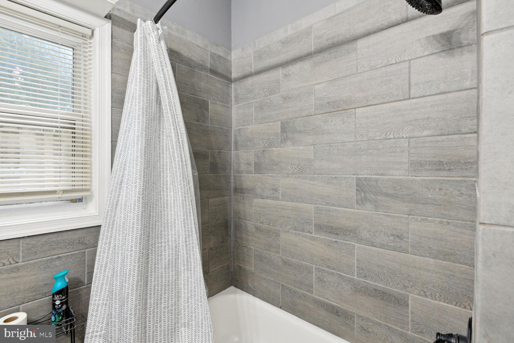 3516 Oak Drive Edgewater, MD 21037 - Photo 5 of 25