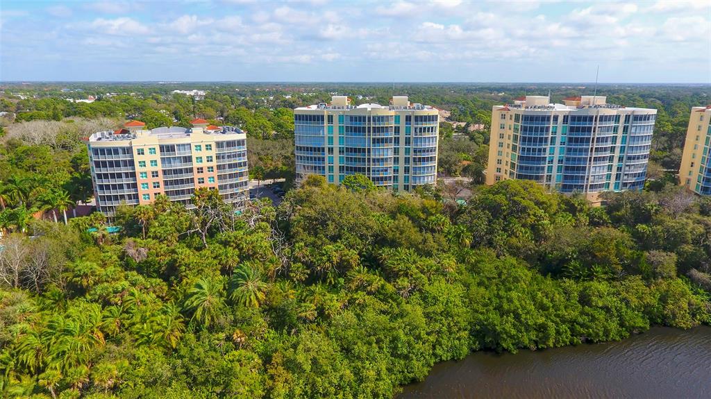 409 North Point Road, Unit 501 Osprey, FL 34229 - Photo 39 of 90