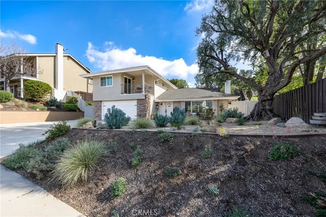 $1,450,000 | 19582 Crestknoll Drive, Yorba Linda, CA 92886