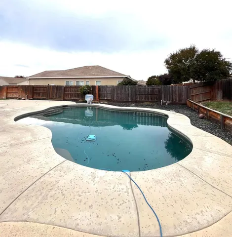 a pink flowers with a couch