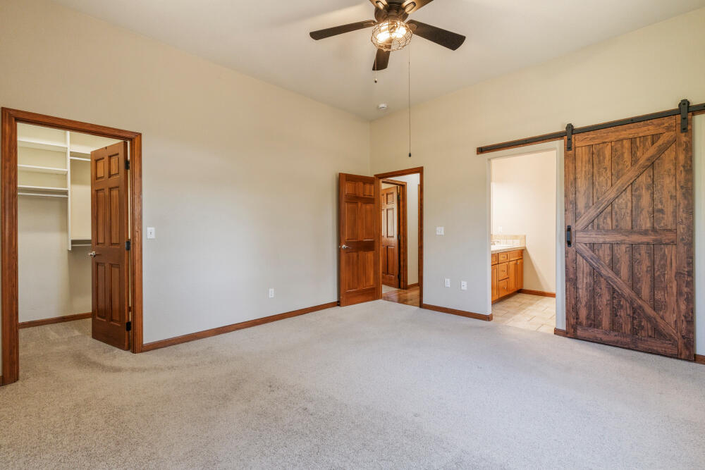 6352 Sanderling Road Klamath Falls, OR 97601 - Photo 28 of 65 Main Primary
