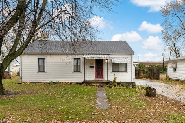 $189,990 | 1825 Lee Street, Columbus, IN 47201