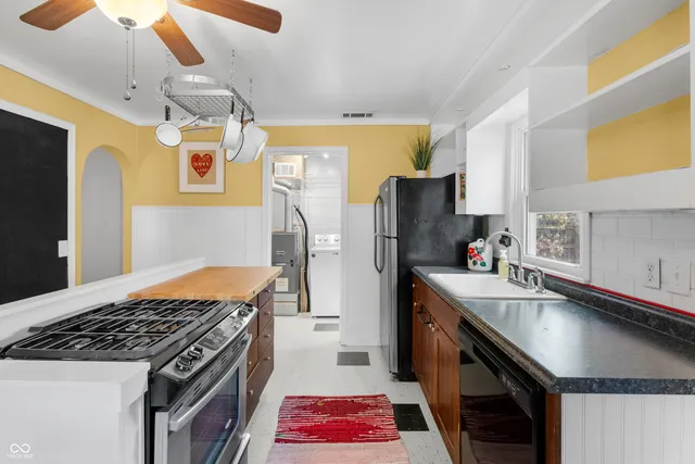 $189,990 | 1825 Lee Street, Columbus, IN 47201