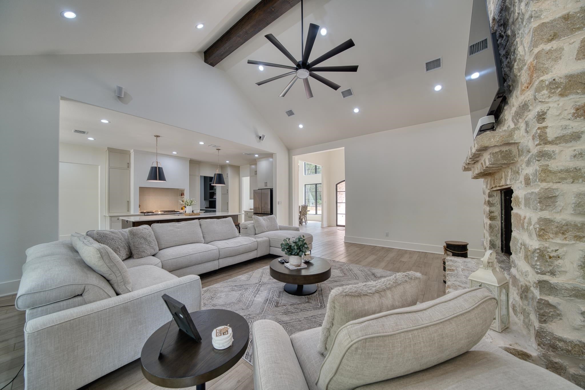 2283 Flamingo Road Gilmer, TX 75645 - Photo 8 of 44 Gallery Image 8