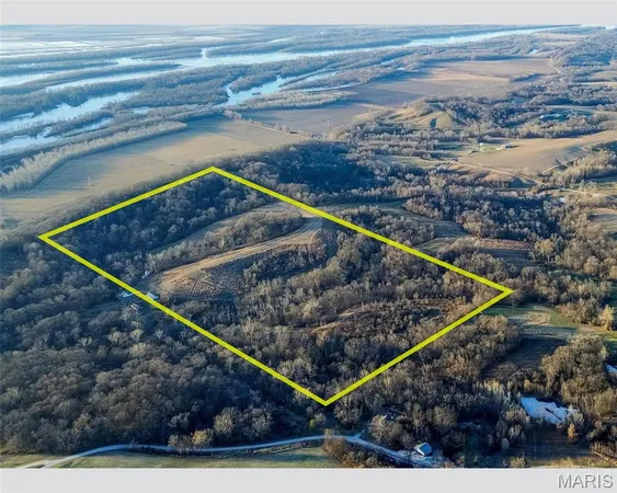$504,000 | 6678 North Mississippi River Road, Hardin, IL 62047