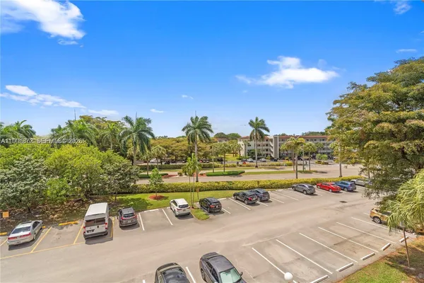 $125,000 | 1603 Abaco Drive, Unit K4, Coconut Creek, FL 33066