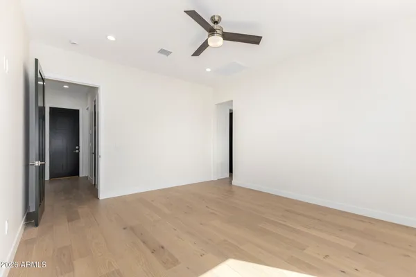 $4,250 | 44713 North 3rd Street, New River, AZ 85087