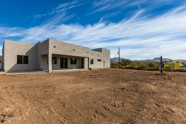 $4,250 | 44713 North 3rd Street, New River, AZ 85087