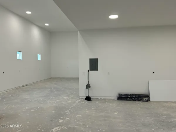 $4,250 | 44713 North 3rd Street, New River, AZ 85087