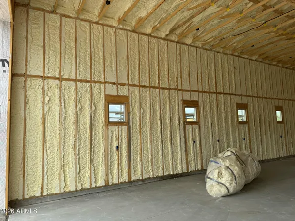 $4,250 | 44713 North 3rd Street, New River, AZ 85087