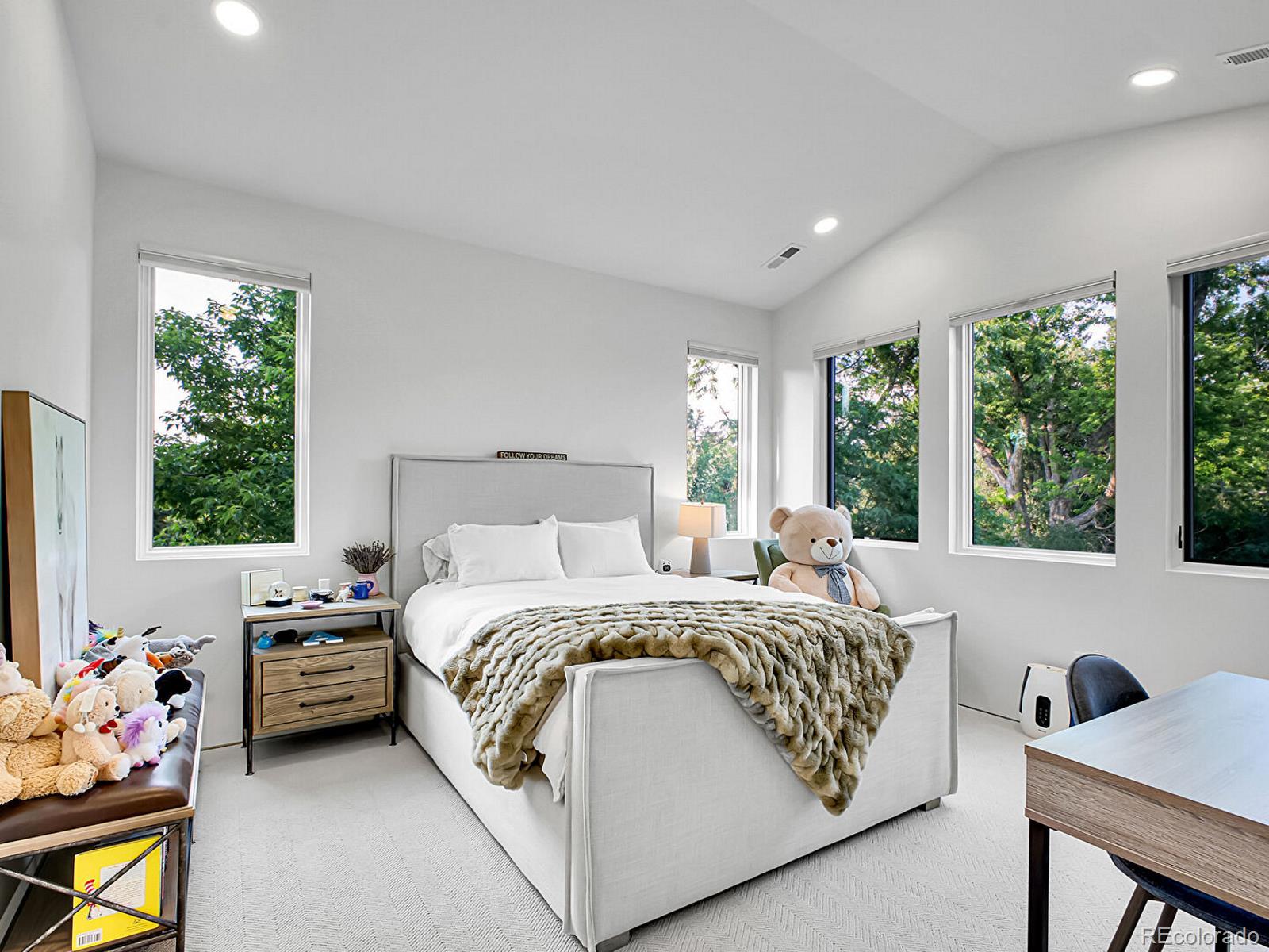 300 Oneida Street Denver, CO 80220 - Photo 24 of 49