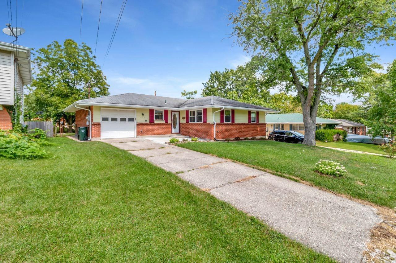 11785 Hanover Road Forest Park, OH 45240 - Photo 2 of 41