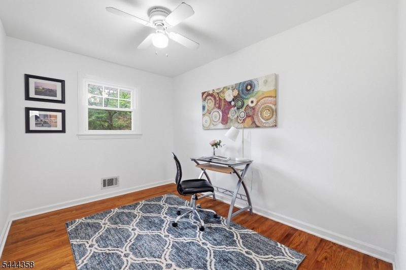264 Vanderveer Road Bridgewater, NJ 08807 - Photo 15 of 25