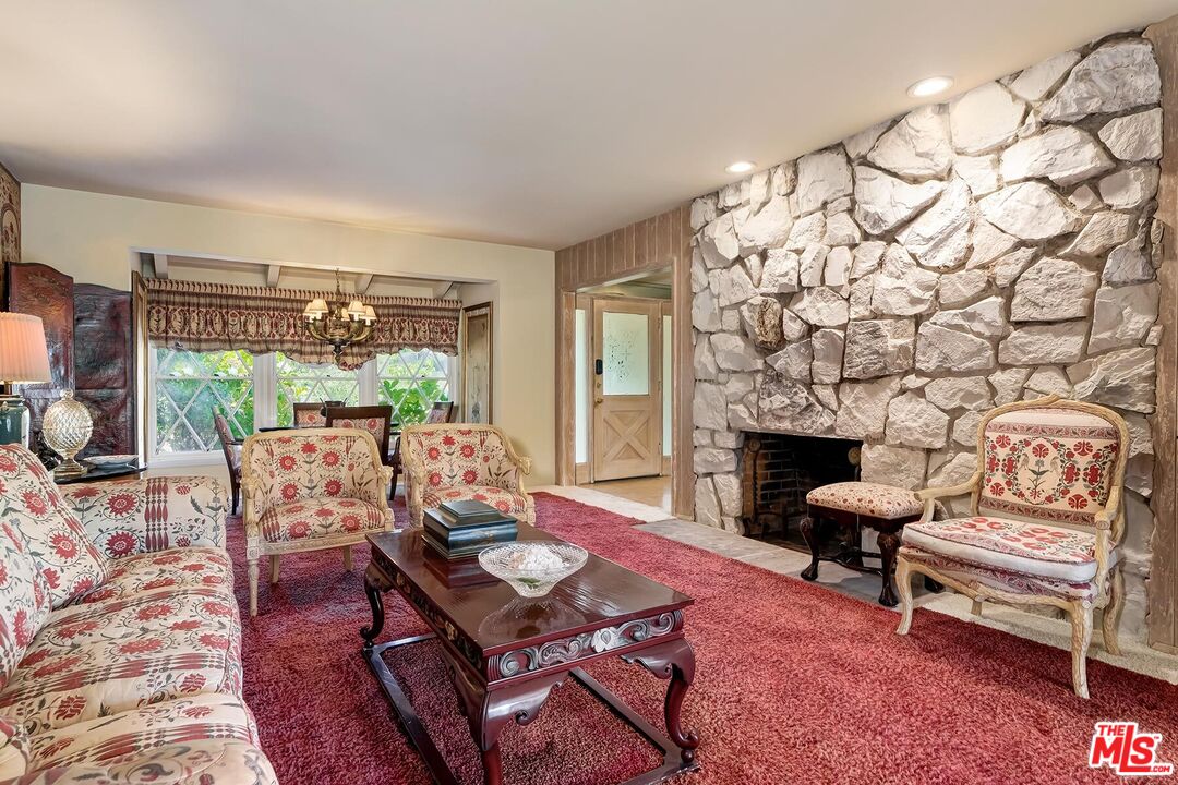 10422 Sunset Boulevard Los Angeles, CA 90077 - Photo 11 of 39