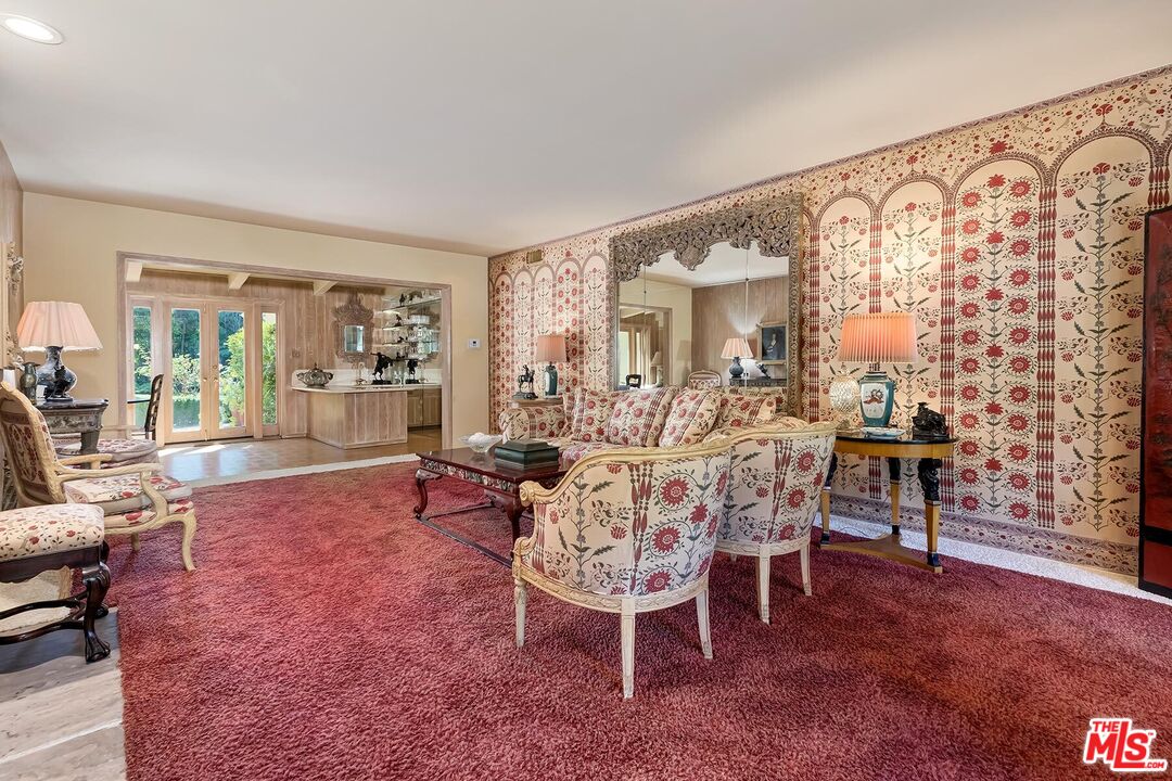 10422 Sunset Boulevard Los Angeles, CA 90077 - Photo 12 of 39