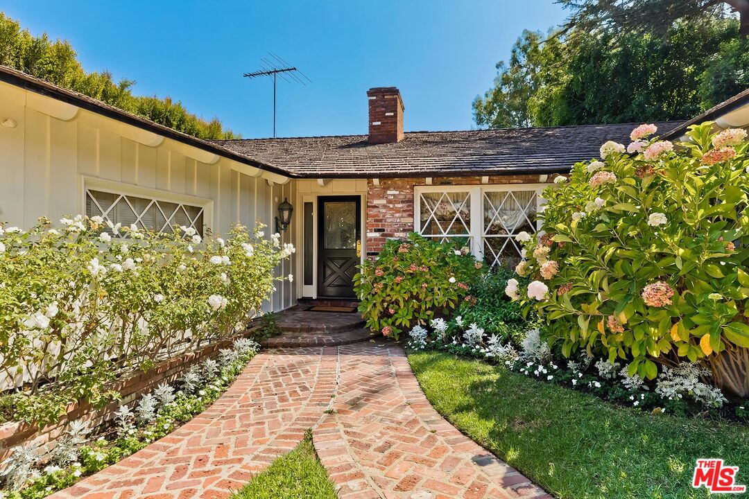 10422 Sunset Boulevard Los Angeles, CA 90077 - Photo 3 of 39