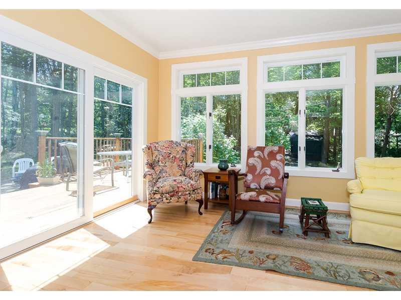 23 Adams Road Kittery, ME 03904 - Photo 9 of 25 Den/Family/Great Room.