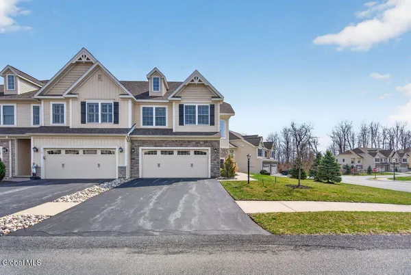 $527,900 | 1 Ordelia Lane, Round Lake, NY 12151