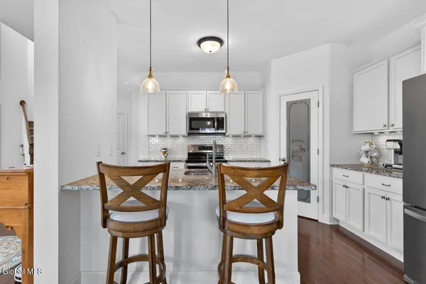 $527,900 | 1 Ordelia Lane, Round Lake, NY 12151