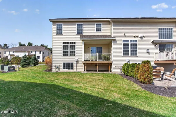 $527,900 | 1 Ordelia Lane, Round Lake, NY 12151