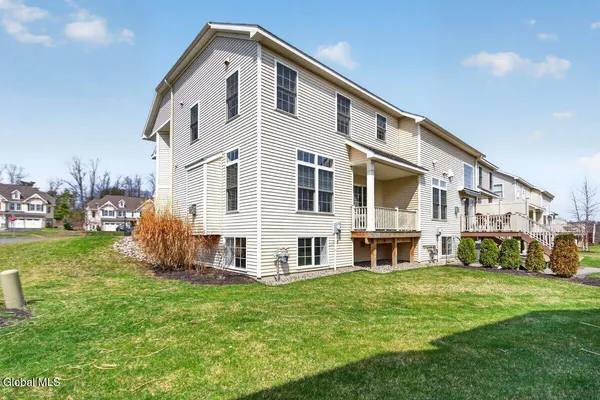 $527,900 | 1 Ordelia Lane, Round Lake, NY 12151