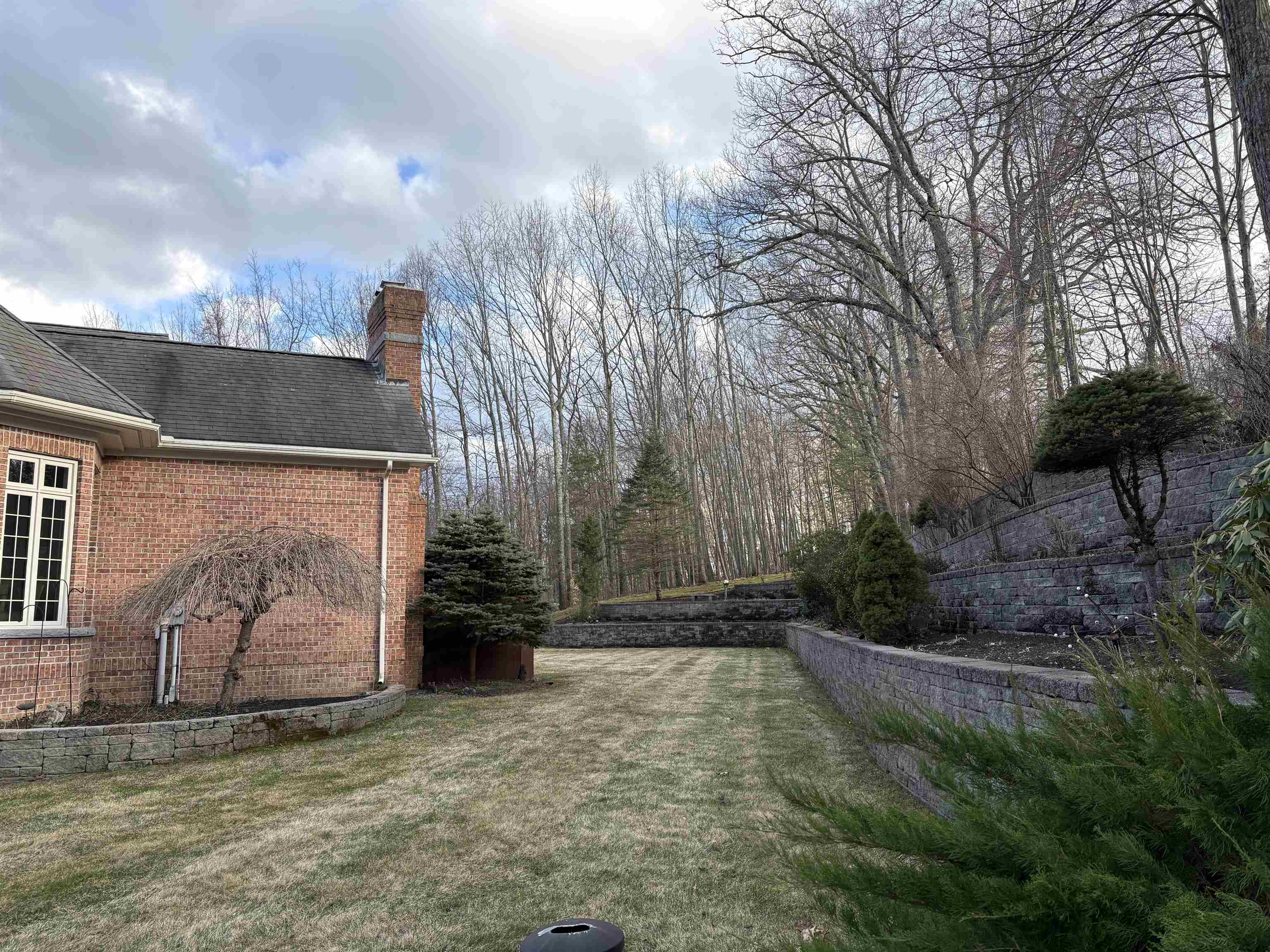 60 Riddle Drive Bedford, NH 03110 - Photo 52 of 59