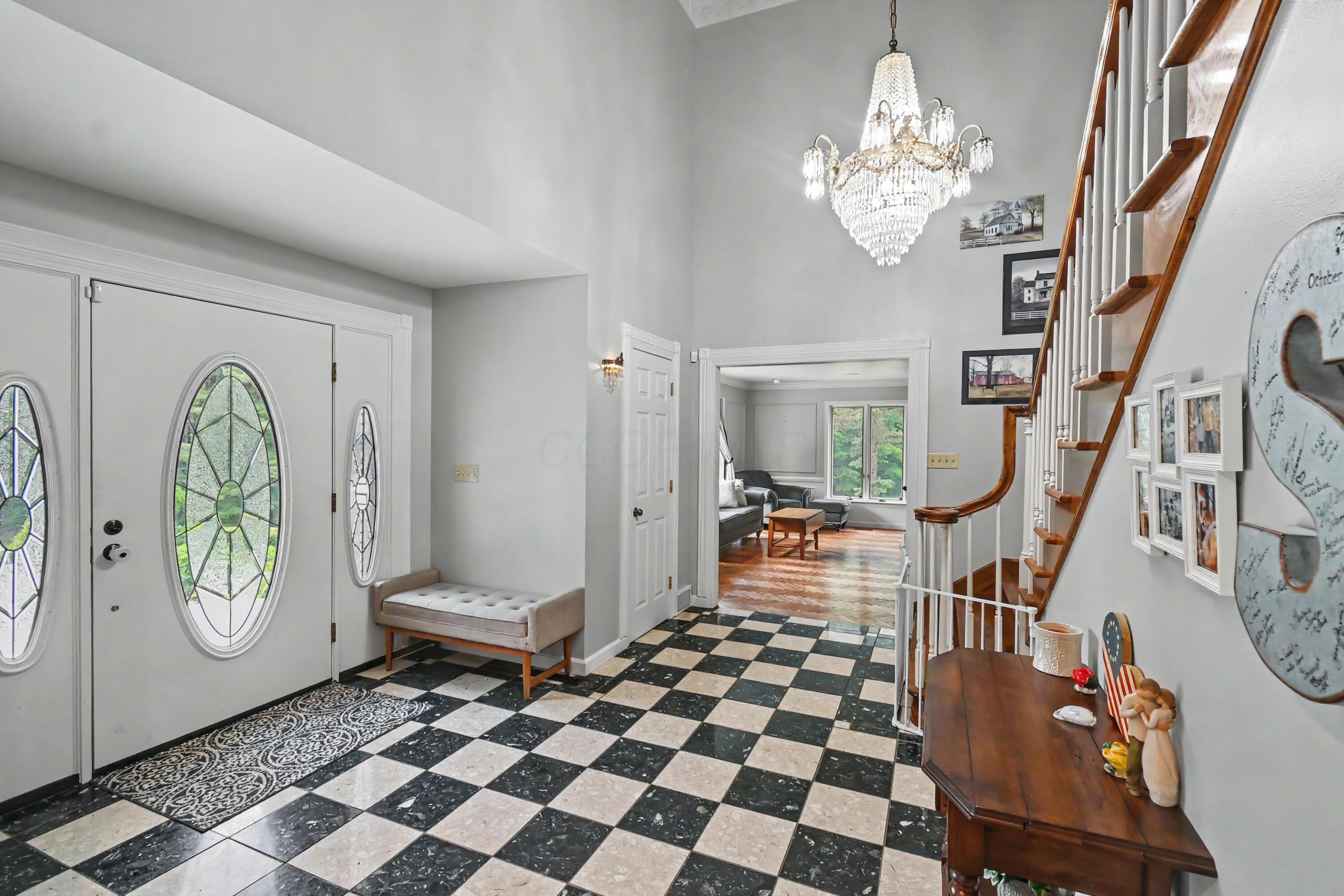 1071 Sheirer Road Mansfield, OH 44903 - Photo 4 of 92