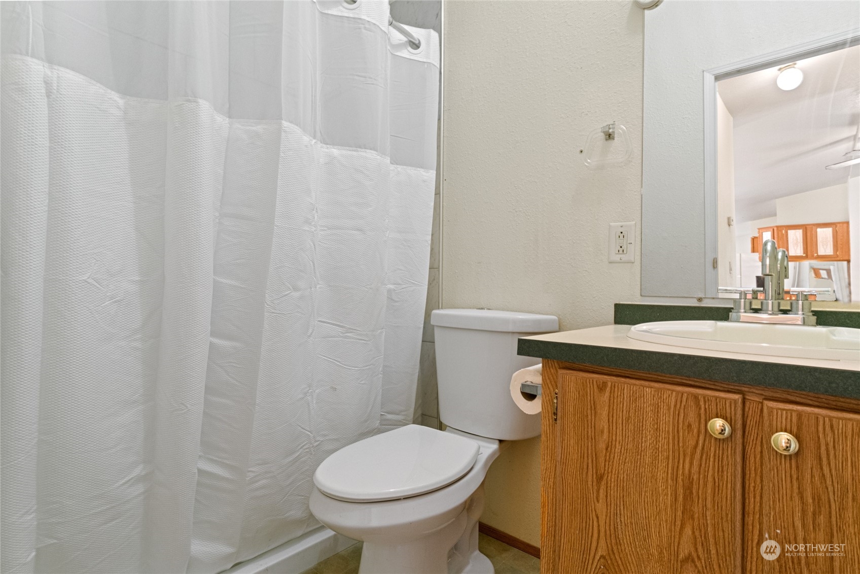 3509 Hansel Lane Peshastin, WA 98847 - Photo 21 of 33 a bathroom with a sink and a toilet
