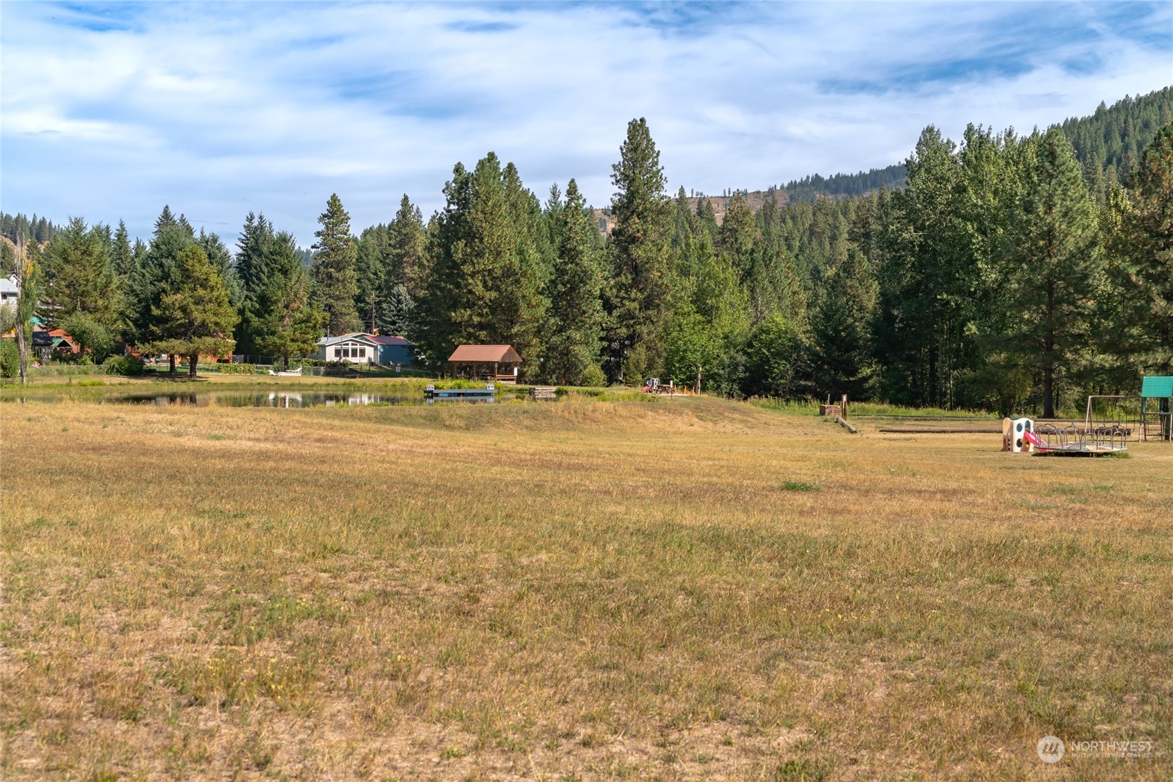 3509 Hansel Lane Peshastin, WA 98847 - Photo 28 of 33 a view of a tennis court