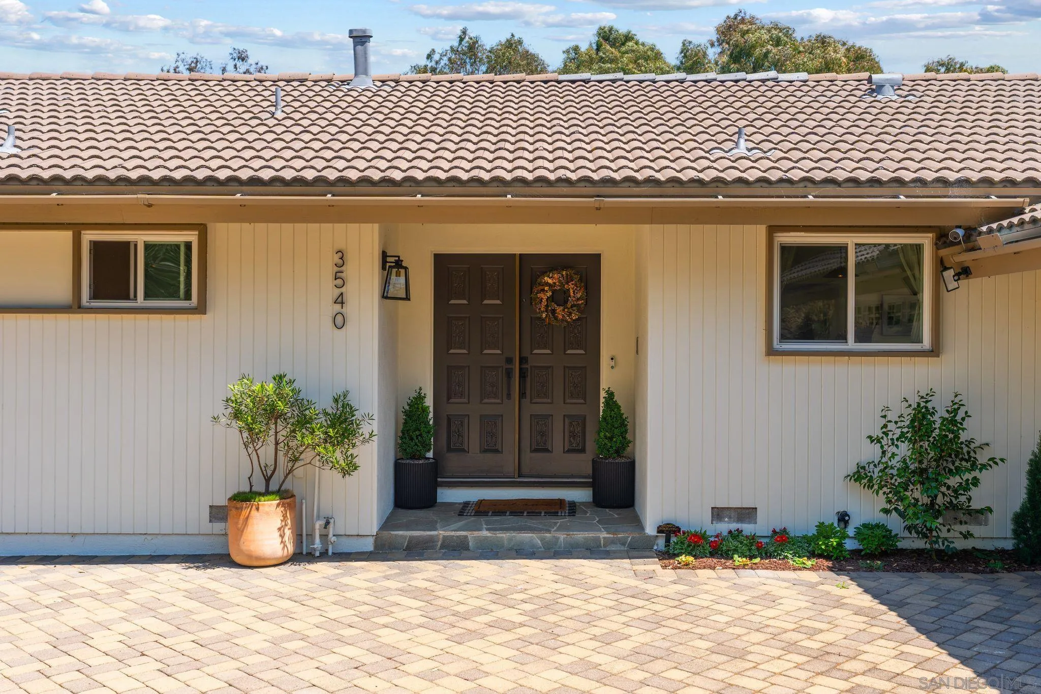 3540 Ridgecrest Drive Carlsbad, CA 92008 - Photo 3 of 41