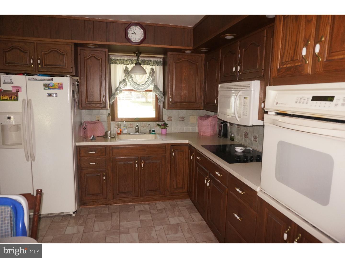 36 Annabeth Road Oley, PA 19547 - Photo 13 of 22
