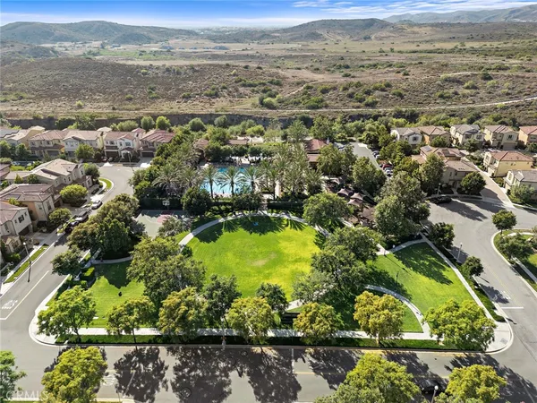 $2,250,000 | 12 Belladonna, Lake Forest, CA 92630