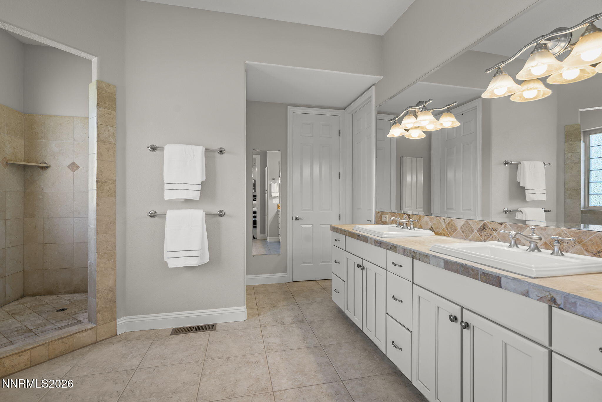 4995 Mountainshyre Road Reno, NV 89519 - Photo 23 of 53 29-web-or-mls-_DSC5501